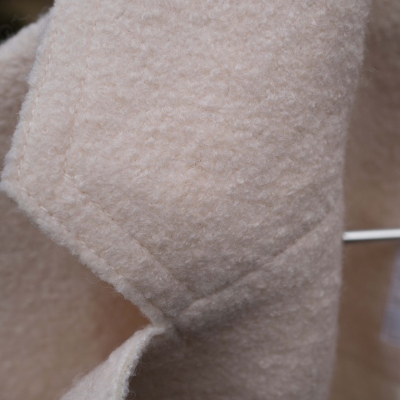 Winter wool coat - Picture 3 of 8